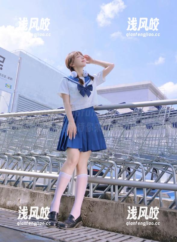 在166funapp上，瓜正抓着手机懒洋洋地等待你来揭晓...你猜嘛？