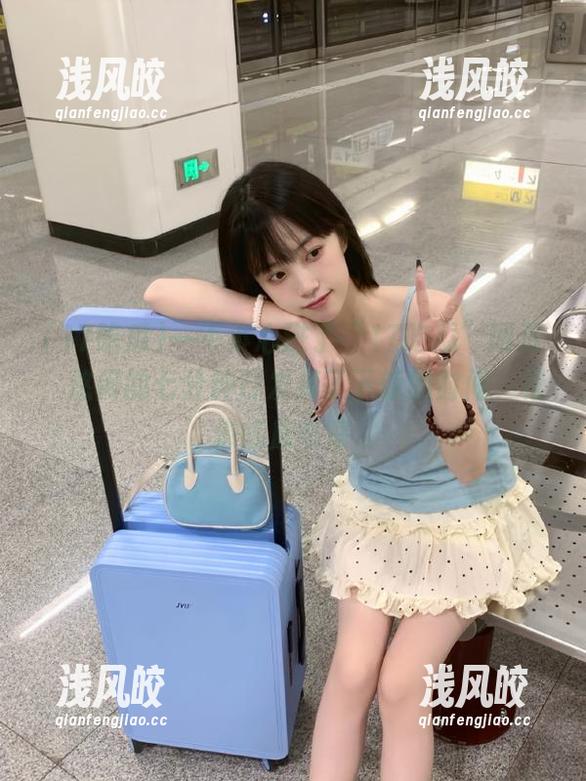 一不小心进了“17吃瓜”网页，悠闲的七分钟打发掉了下饭的时间，很像临床考察...