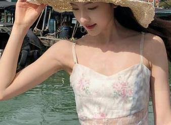 17吃瓜网app：不光吃瓜，顺便还能见见奇闻异事！