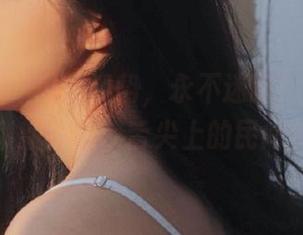 吃瓜的姿势，永不迷路！51cg带你解锁新技能，舌尖上的民间传说。