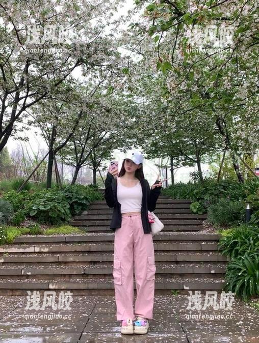 登录51cg吃瓜，今天的瓜像是甜的梦，让我忍不住想多舔几口…
