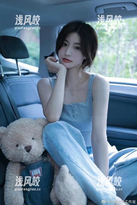 咖啡店边聊边听，51吃瓜的爆料线路好像更好喝。