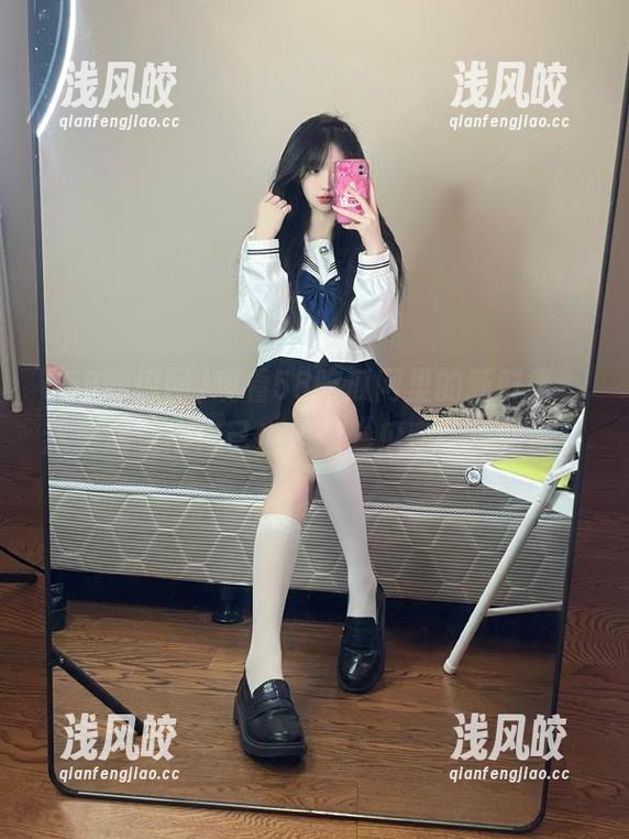 观看58吃瓜网里的新鲜事，我突然觉得自己也是个“瓜商”，哈哈！