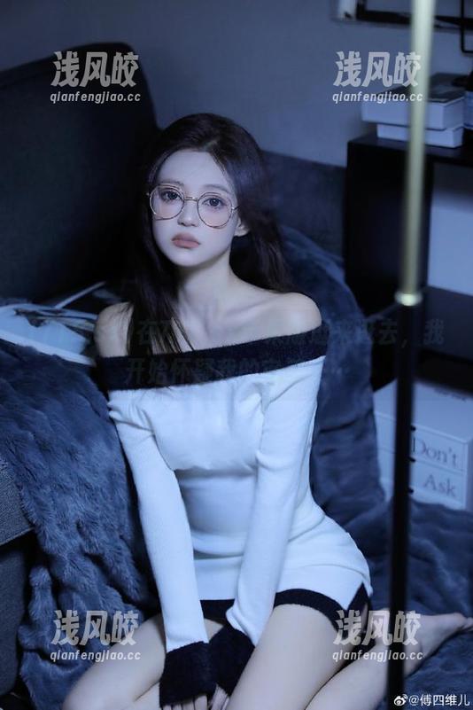 718.sx 在718.sx苹果版逛来逛去,我开始怀疑我的审美了…