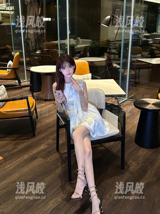 更新后的全网吃瓜首页，果然没让我失望啊，真是奇葩云集！