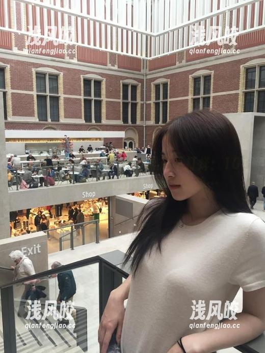 冲哥黑料不打烊：1080P标准，入口处的暗流涌动…