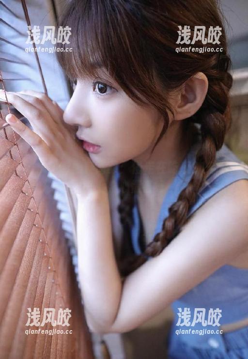 黑料高频：慢走在吃瓜91的线路上，心情甚好