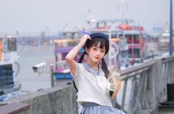 熟悉吃瓜网首页的下载套路,不然可真会傻眼!