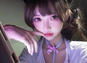 打开扒哥黑料，看观看黑科技下载里的“珍宝”，你懂的