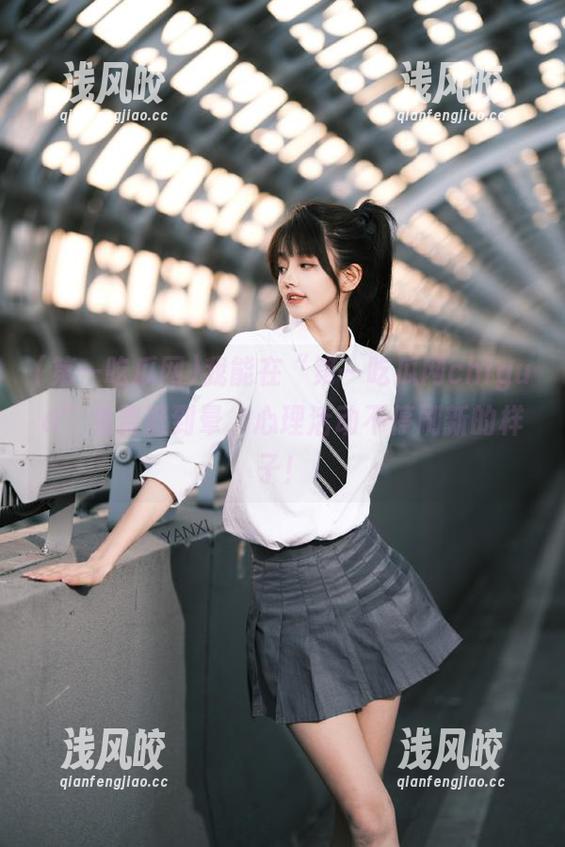 我能在“第一吃瓜网chigua”免费逛到晕，心理活动不停刷新的样子！