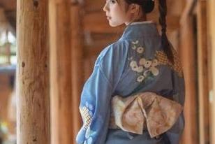 “第一吃瓜网chigua”的地址是？我觉得是个怪地方，蜂拥而至的瓜群众让人眼花缭乱啊。