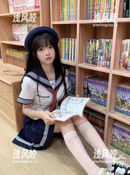 观看这场“黑料不打烊,万里长征”的狂欢，感觉像是沉浸在八卦的海洋里