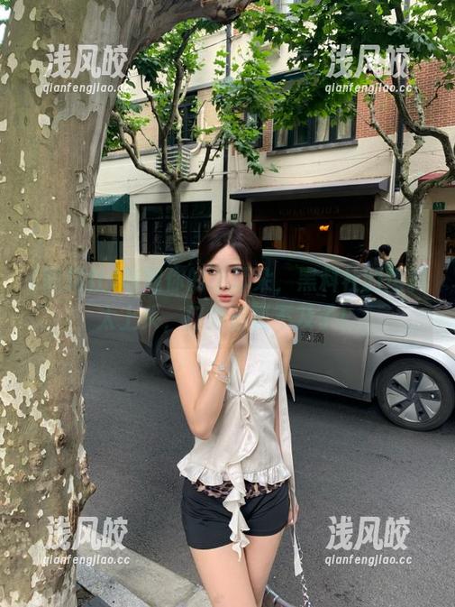 收起你的小耳朵，黑料社的爆料太上头，门外都等不及了！