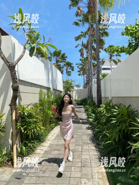 黑料网直达核心，闲得无聊的时候就来看看爆料，总有新花样！
