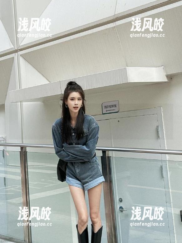 “黑料网”官网再创奇迹，吃瓜群众忙着调料包直播！