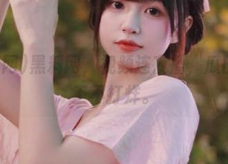 黑料网，视频连夜播，瓜田里收工不打烊。